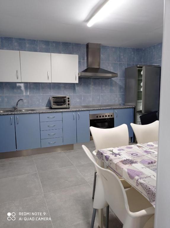 Pinar Suites Habitaciones ตอร์เรโมลิโนส ภายนอก รูปภาพ