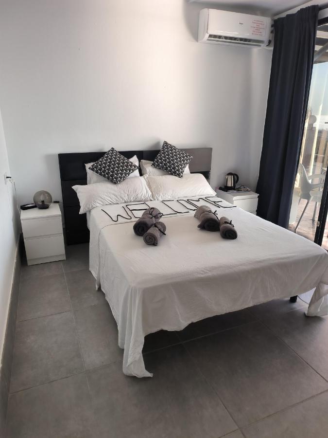 Pinar Suites Habitaciones ตอร์เรโมลิโนส ภายนอก รูปภาพ