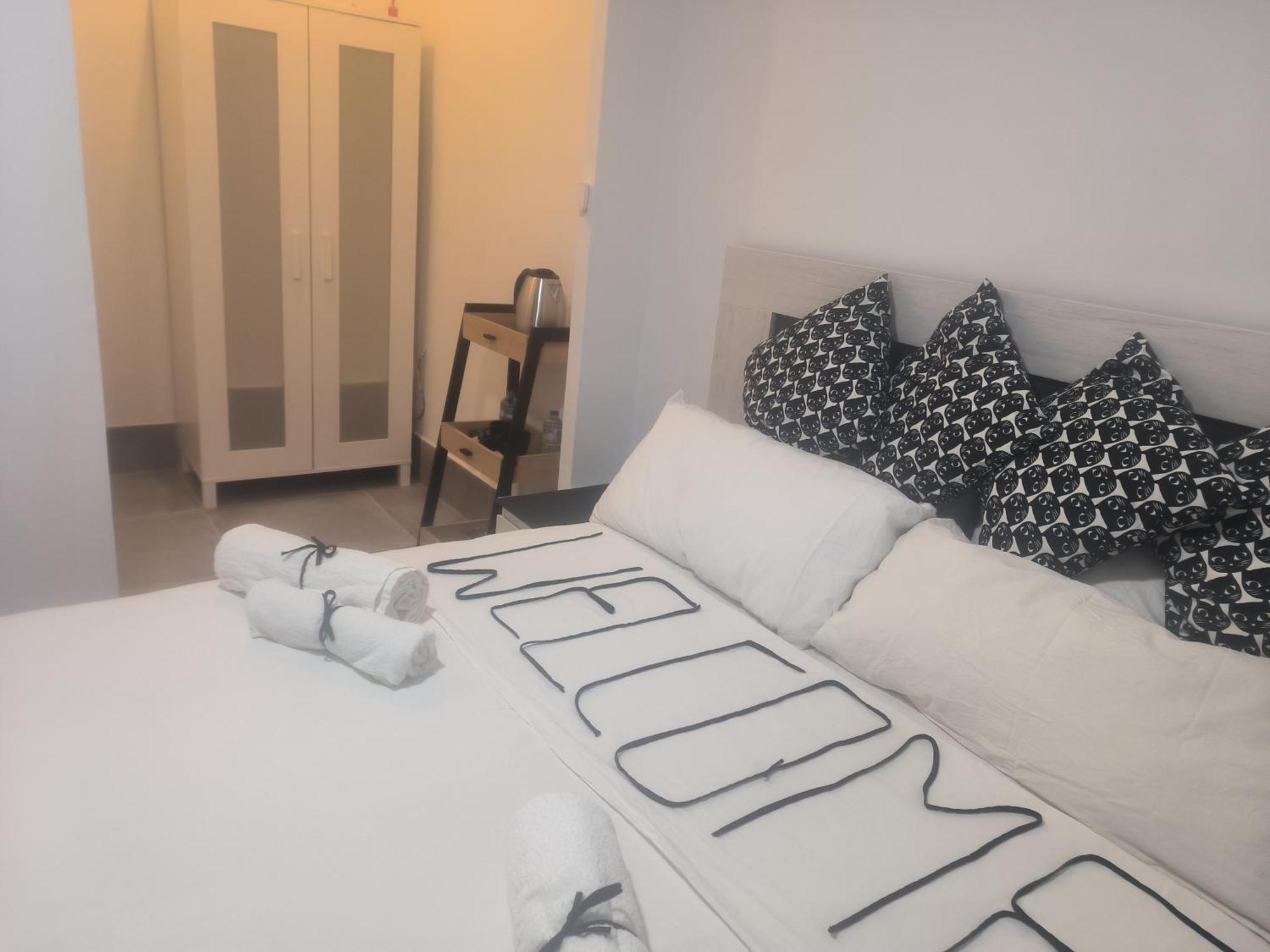 Pinar Suites Habitaciones ตอร์เรโมลิโนส ภายนอก รูปภาพ
